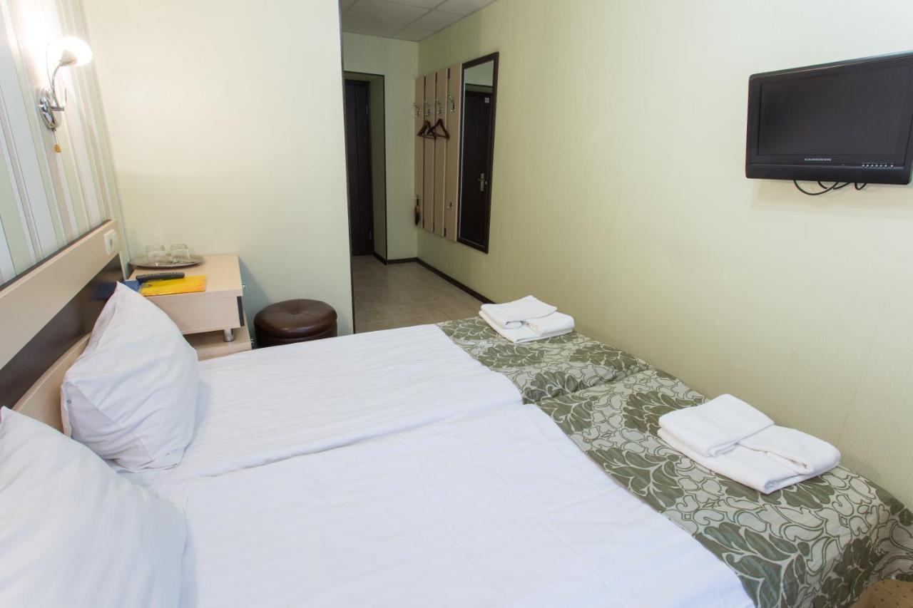 Hotel Voyage 哈尔科夫 外观 照片